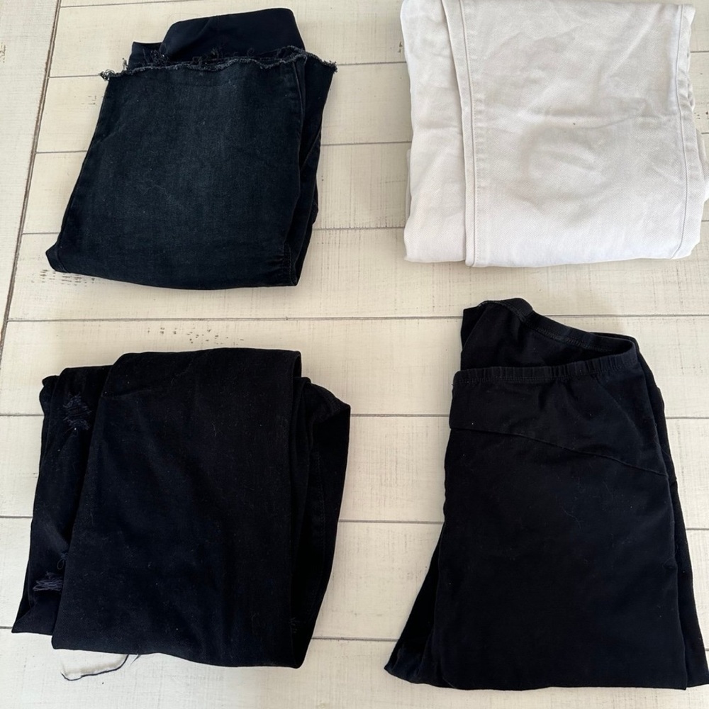 Women's Black Jeans